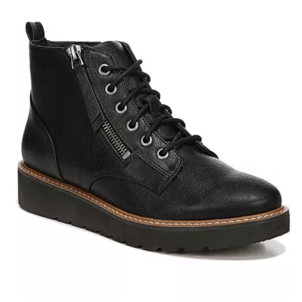 Naturalizer Eeva Bootie - Size 6.5